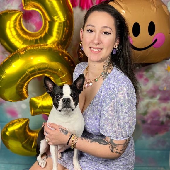 Meet your Posher, Paige - Picture 1 of 1